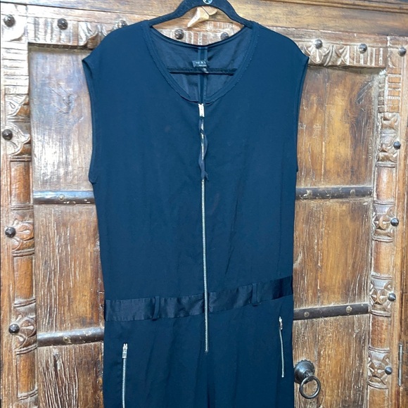 Rag & Bone Mareth Black Crepe Sleeveless Zip Jumpsuit Sz 6 Minimalist One-Piece - Picture 3 of 9